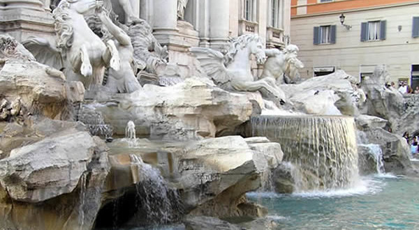 Fontaine de Trevi, Rome, Italie. Auteur et Copyright Marco Ramerini