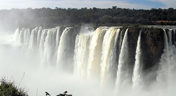 Garganta del Diablo, Chutes d'Iguazú, Brésil-Argentine. Author and Copyright Marco Ramerini
