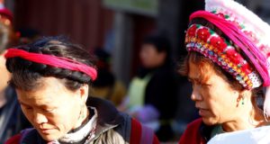 Femmes au marché de Zhoucheng, Yunnan, Chine. Auteur et Copyright Marco Ramerini